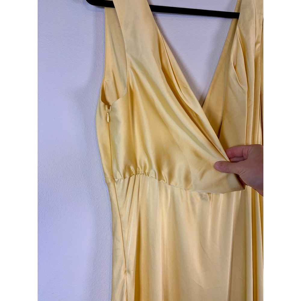 Abercrombie & Fitch Butter Yellow Satin V-Neck Cowl Back Maxi Dress XL - Picture 7 of 9